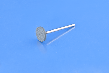 KAM Z/02 Kamień zielony średnioziarnisty kształt pieniążek 13x2 mm | ADAMMeD