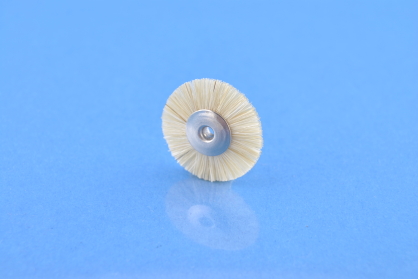 A019 - Szczotka polerska białe twarde włosie 21 mm ADAMMeD